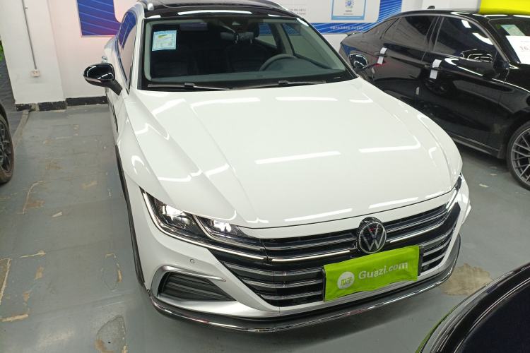 Used Volkswagen FAW-Volkswagen CC 2023 Hunting Vehicle 380TSI Hunter's Heart Edition