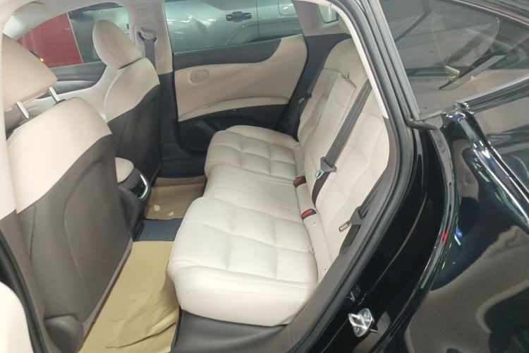 Used IM L6 2024 Max Enhanced Performance Edition Left Rear Seat