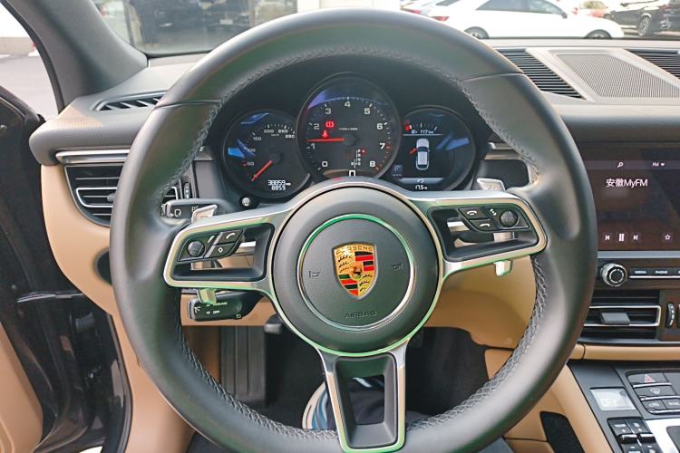 Used Porsche Macan 2018 Macan 2.0T
