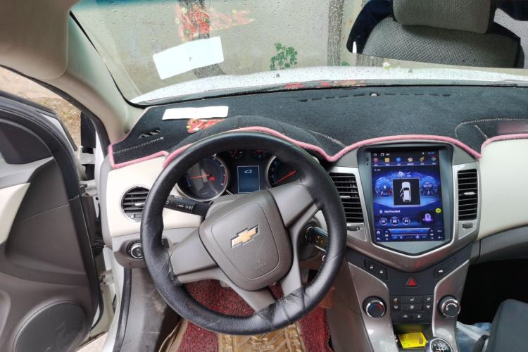 Used Chevrolet Cruze 2015 1.5L Classic SE MT