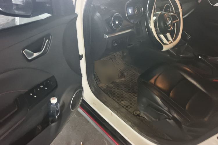 Used Dongfeng Fengon 500 2022 1.5L Manual Enjoyment Model
