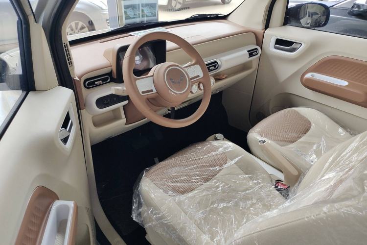 Used Wuling Hongguang MINIEV 2024 3rd Generation 215km Youth Edition