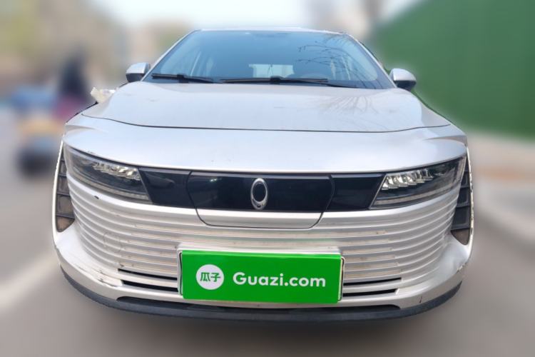 Used ORA iQ 2018 High-Range Version Smart Connectivity Model
