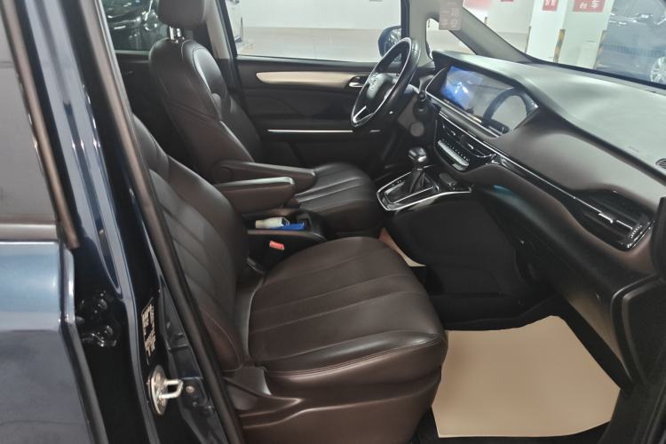 Used GAC Trumpchi M6 2019 270T DCT Prestige Edition (6-Seater) China VI