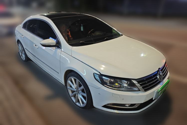 Used Volkswagen FAW-Volkswagen CC 2015 1.8TSI Luxury Model
