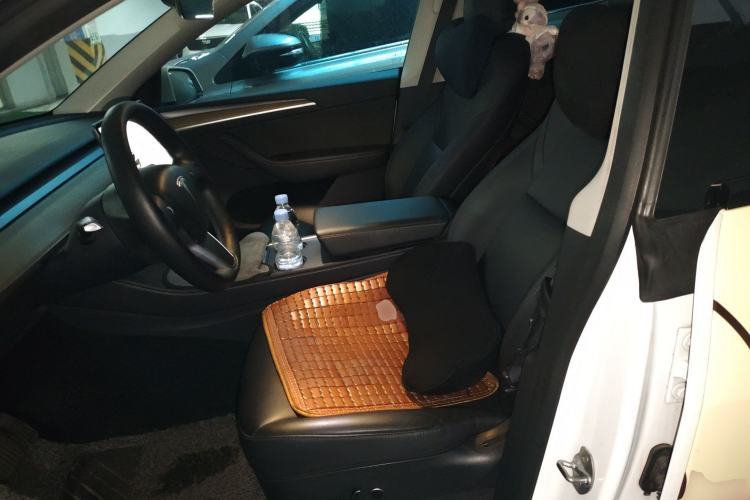 Used Tesla Model Y 2021 Long-Range All-Wheel-Drive Version 3D7