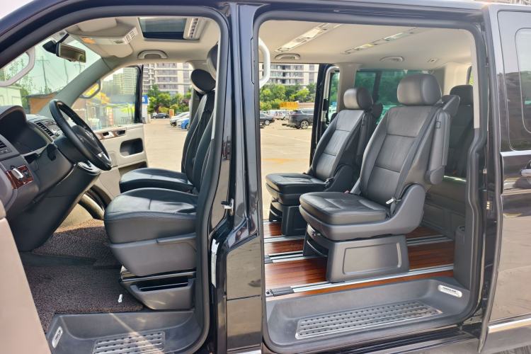 Used Volkswagen Multivan 2012 2.0 TSI Two-Wheel-Drive Luxury Edition