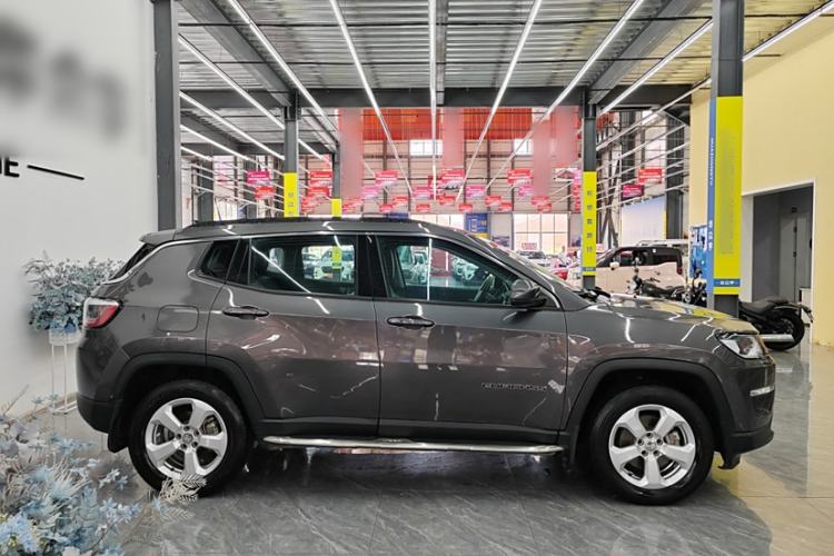 Used Jeep Compass 2020 220T Automatic Leading Edition
