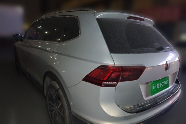 Used Volkswagen Tiguan L 2017 330TSI Automatic Two-Wheel Drive Flagship Edition Rear Left 45 Deg