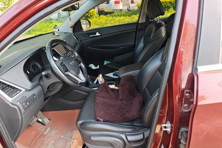 Used Hyundai Tucson 2015 1.6T Dual-Clutch Two-Wheel-Drive Smart Model
