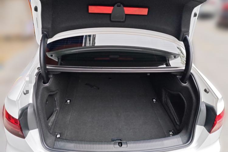 Used Audi A4L 2023 40 TFSI Luxury Dynamic Model