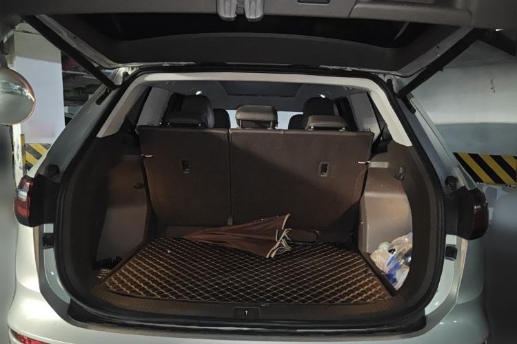 Used Volkswagen Viloran 2020 330TSI Luxury Edition