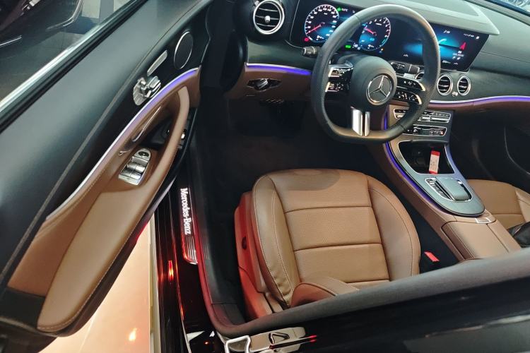 Used Mercedes-Benz E-Class New Energy 2023 E 350 e L Plug-in Hybrid Sports Sedan Driver Seat