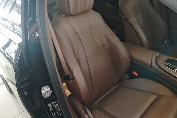 Used Mercedes-Benz E-Class 2023 E 260 L
