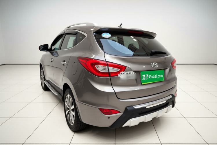 Used Hyundai ix35 2013 2.0L Automatic Two-Wheel Drive Smart GLS China IV Standard Exterior 3