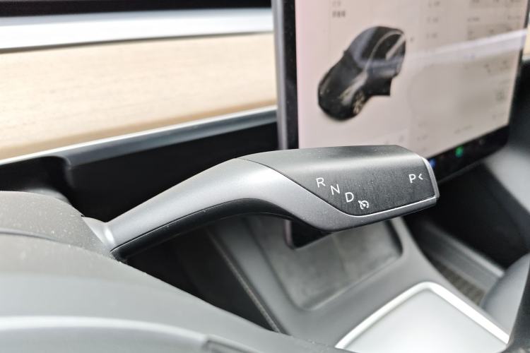 Used Tesla Model Y 2021 Long-Range All-Wheel-Drive Version