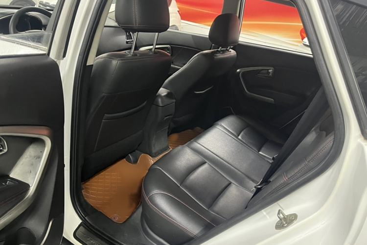 Used Huatai Santa Fe 2016 1.5T Gasoline Automatic Two-Wheel Drive Elite Model
