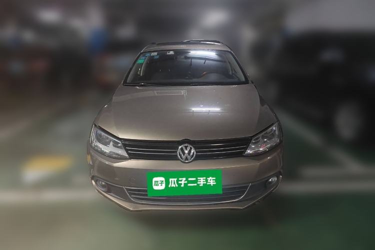 Used Volkswagen Sagitar 2014 1.6L Automatic Comfort Model
