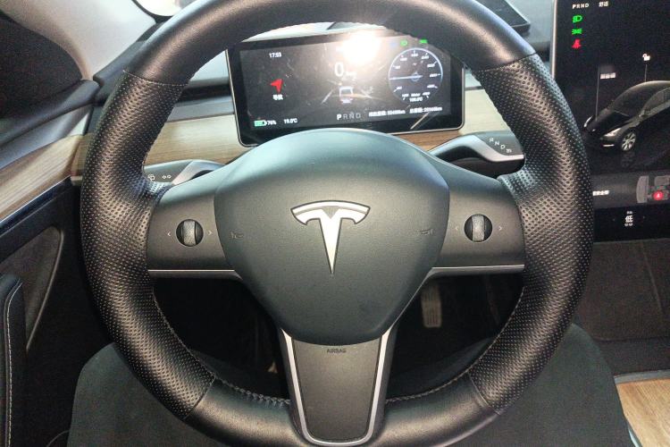 Used Tesla Model Y 2022 Rear-Wheel-Drive Version