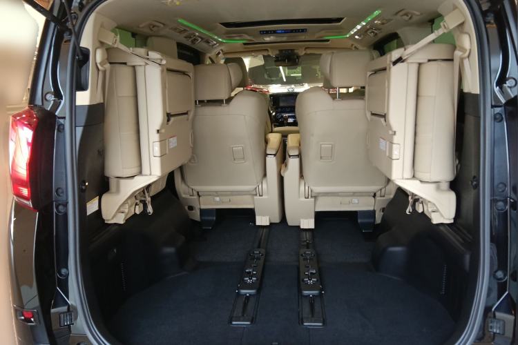 Used Toyota Alphard 2019 Dual-Engine 2.5L Prestige Edition Trunk