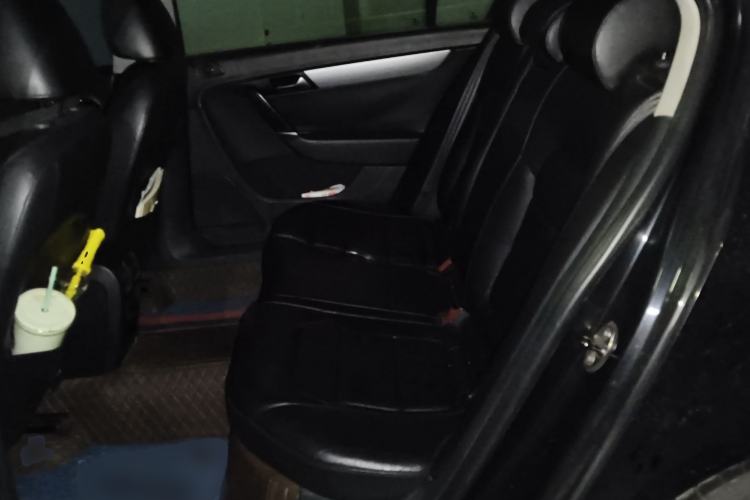 Used Volkswagen Magotan 2013 1.8TSI Comfort Model Left Rear Seat