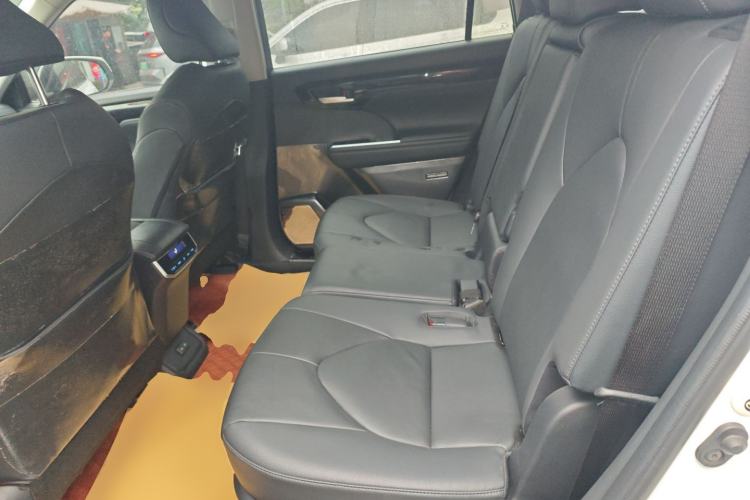 Used Toyota Highlander 2022 Dual-Engine 2.5L Four-Wheel Drive Prestige Version 7 Seats Left Rear Seat