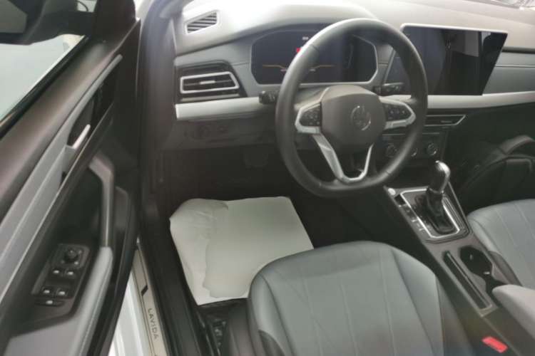 Used Volkswagen Lavida 2023 1.5L Automatic Full-Comfort Edition