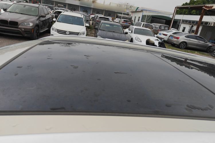 Used Hongqi HS5 2022 Revised Version 2.0T Smart Connect Flagship Edition
