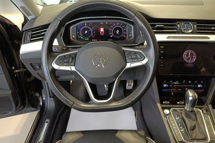 Used Volkswagen Magotan GTE Plug-in Hybrid 2022 GTE Luxury Model