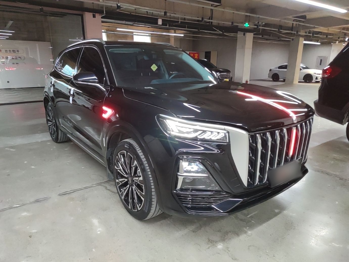 Hongqi HS5 2023 2.0T Four-Wheel Drive Flagship Pro Edition - Chinese Trim Xiang — снимка 3