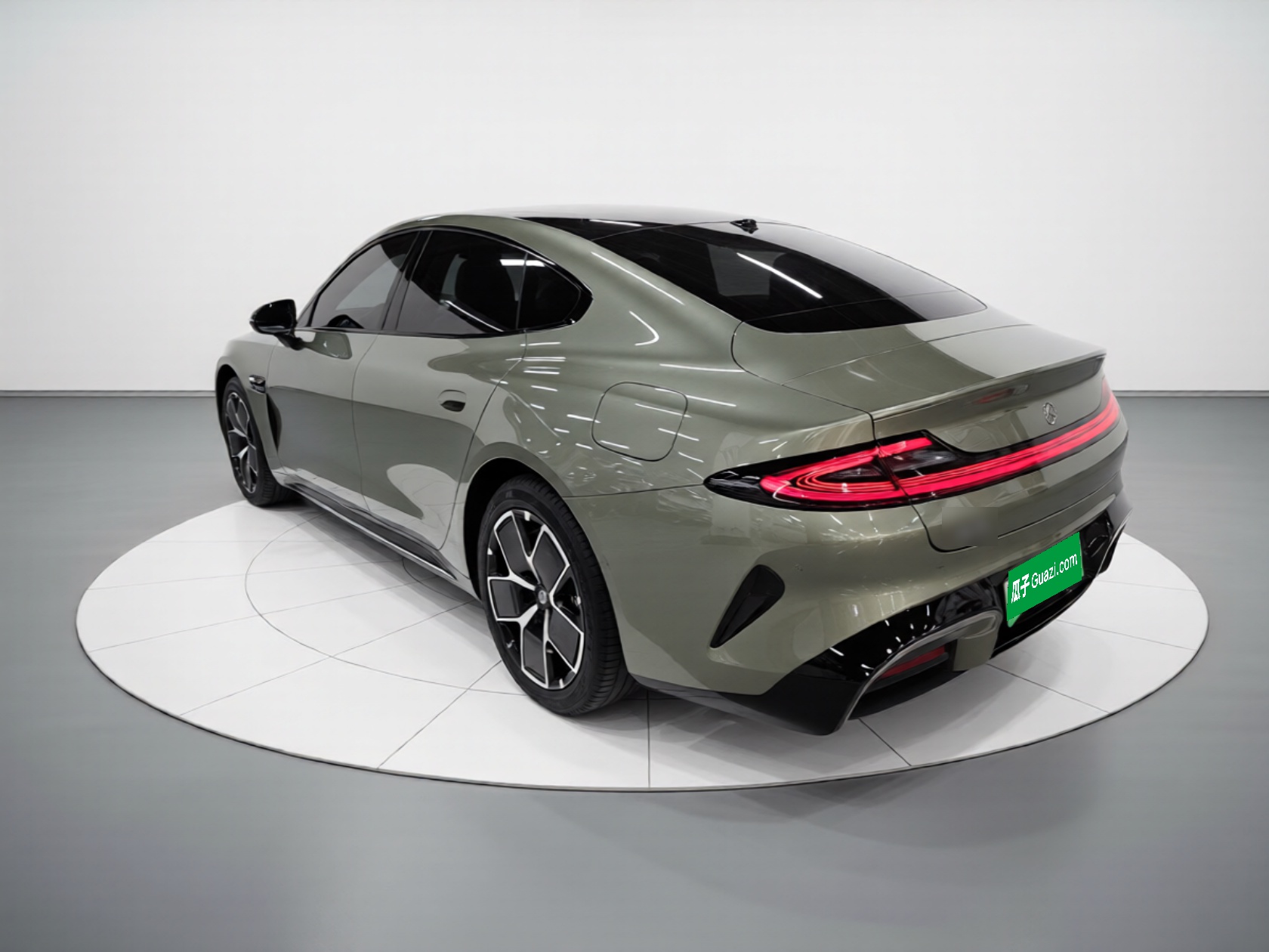 Xiaomi Auto SU7 2024 Rear-Drive Long-Range Intelligent Driving Version — снимка 4