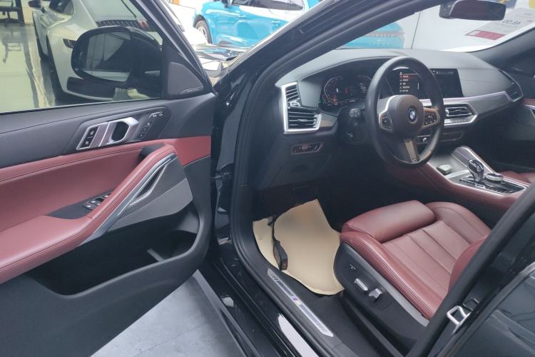 Used BMW X6 2022 xDrive40i M Sport Package