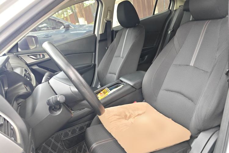 Used Mazda 3 Axela 2017 Sedan 1.5L Automatic Luxury Model Emission Standard China V Left Front Seat