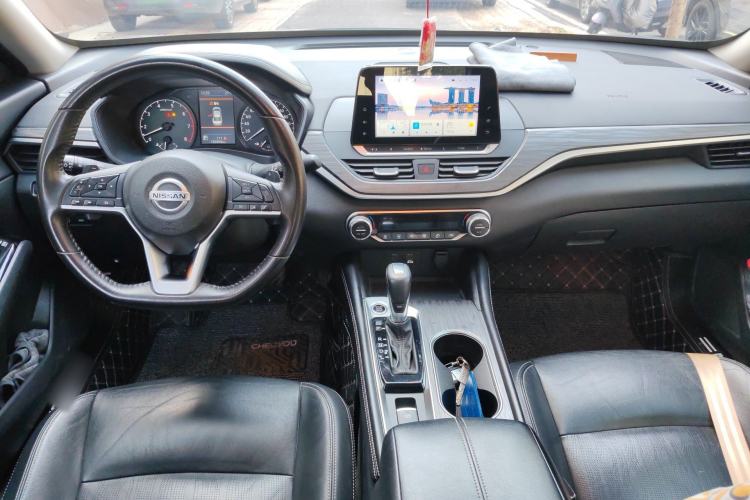 Used Nissan Teana 2021 2.0T XL Smart Upgrade Edition Center Console