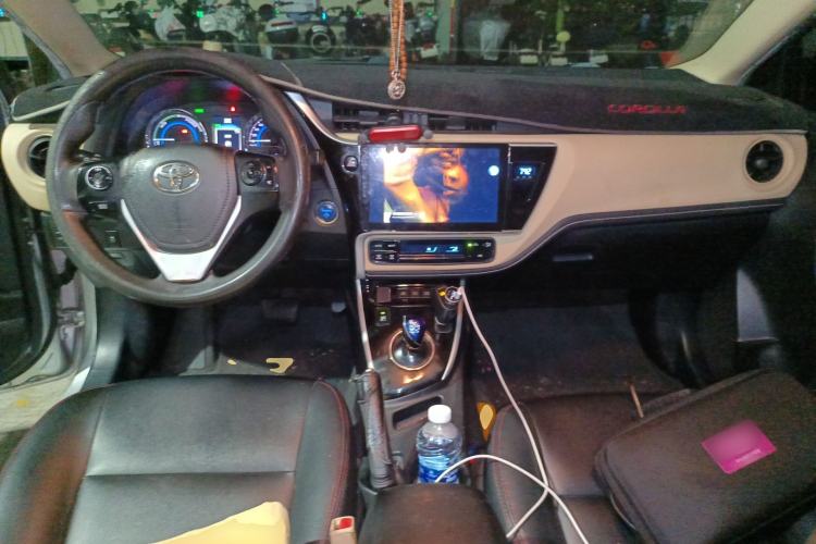 Used Toyota Levin 2017 Revised Dual-Engine 1.8H GS E-CVT Elite Sunroof Version China V Standard