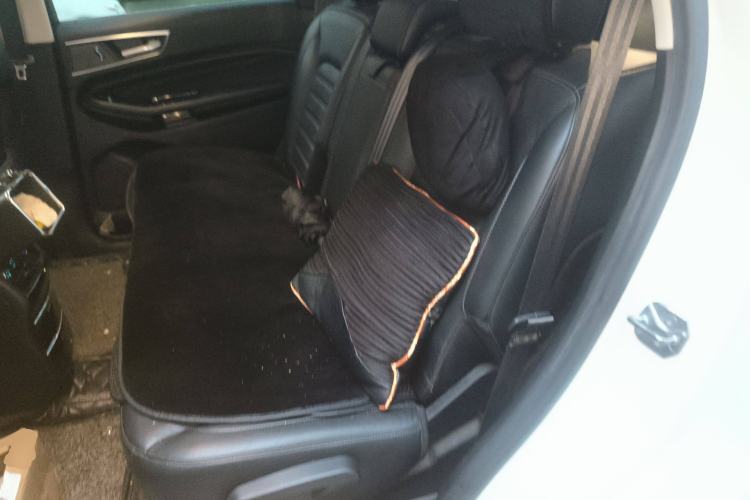 Used Ford Edge 2017 EcoBoost 245 Two-Wheel-Drive Sporty 7-Seater Left Rear Seat