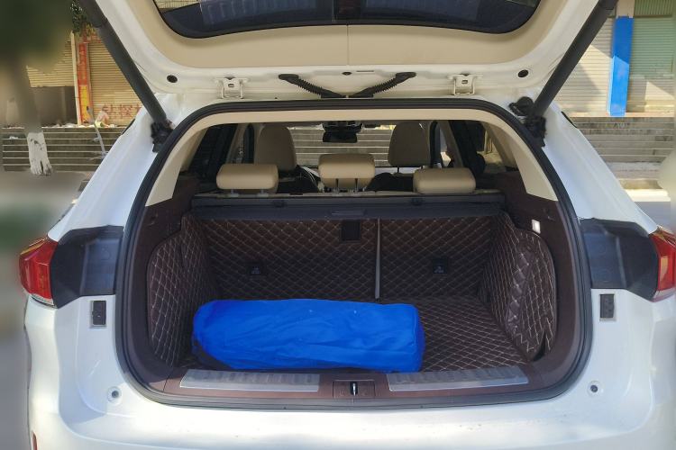 Used Wey VV6 2018 2.0T Two-Wheel Drive Flagship Version China V Standard