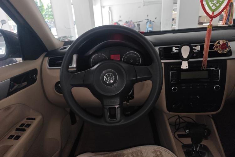 Used Volkswagen Bora 2012 1.6L Automatic Fashion Edition