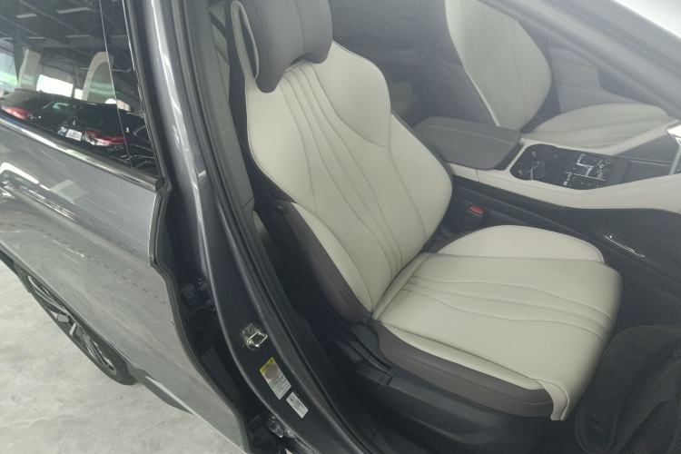 Used BYD Song PLUS New Energy 2025 EV 520km Luxury Version
