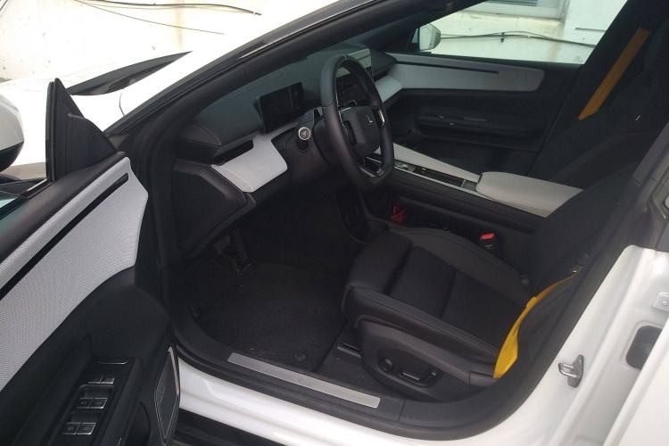 Used Polestar 4 2024 Dual-Motor Long-Range PLUS Dual-Star Connectivity Edition