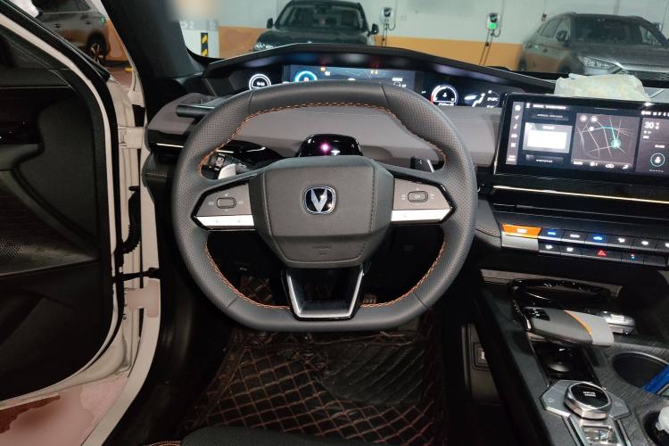 Used CHANGAN UNI-V 2022 1.5T Prestige Version