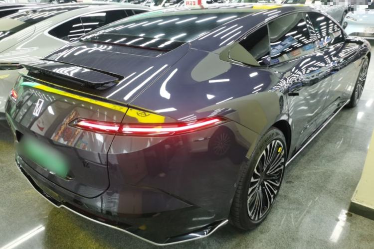 Used Avatr 12 2024 Updated Version 700 Three-Laser Rear-Wheel Drive Luxury Edition
