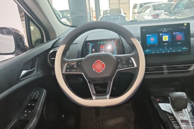 Used BYD Yuan New Energy 2019 EV360 Smart Connect Enjoyment Model Steering Wheel