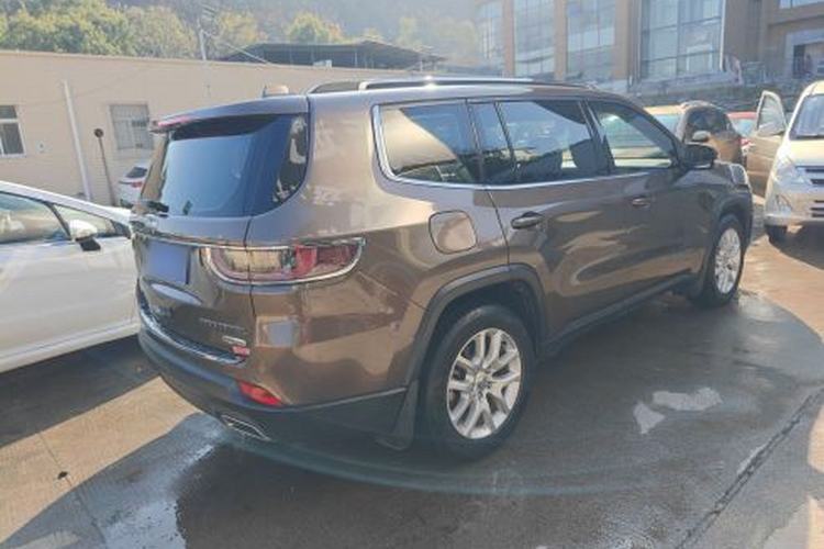 Used Jeep Commander 2018 2.0T Two-Wheel Drive Enjoy Edition China V