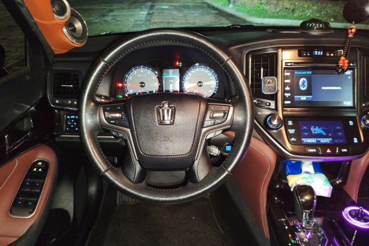 Used Toyota Crown 2015 2.0T Fashion Edition
