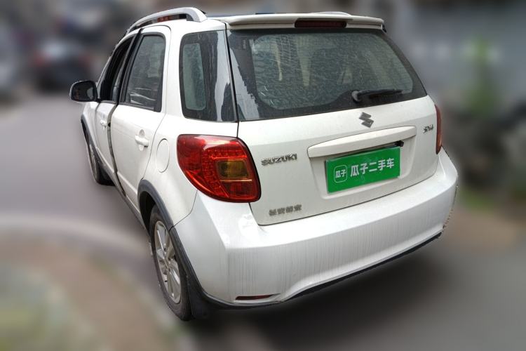 Used Suzuki SX4 2013 1.6L Manual CoolRide Model

