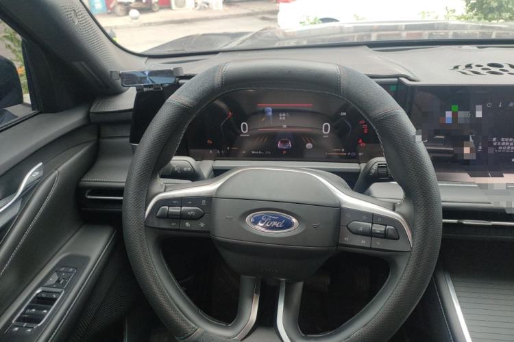 Used Ford Edge 2025 Escape L 2.0T EcoBoost Two-Wheel Drive 7-Seater Luxury Model
