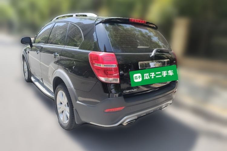 Used Chevrolet Captiva 2015 2.4L 4x4 Flagship Edition 7-Seater
