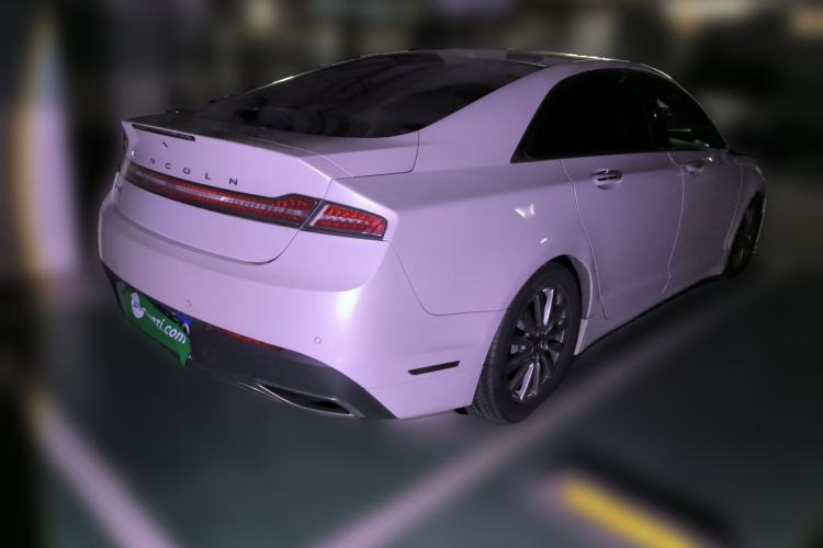 Used Lincoln MKZ 2017 2.0T Luxury Edition Rear Right 45 Deg