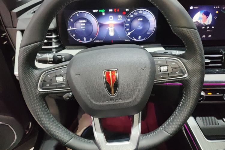 Used Hongqi HS5 2025 2.0T Two-Wheel-Drive Xuan Ying Edition Steering Wheel